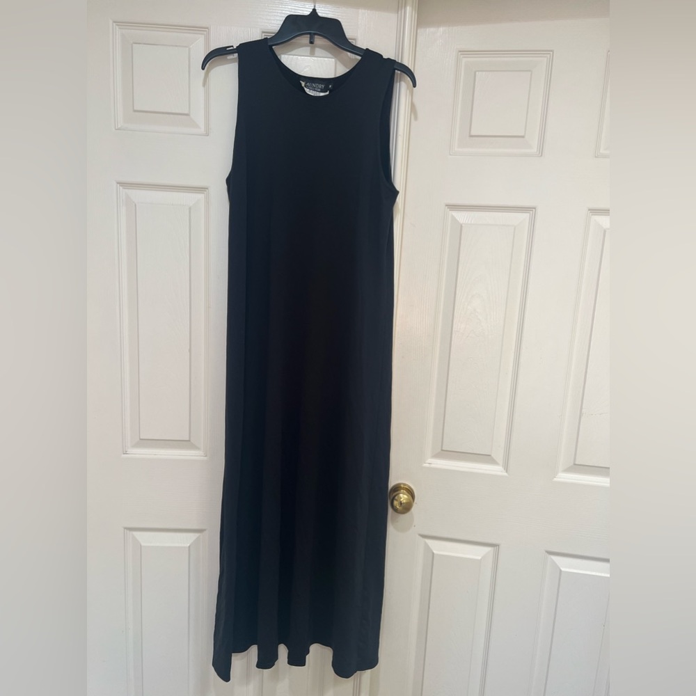 Laundry by Shelli Segal sleeveless stretchy jersey material maxi dress w…